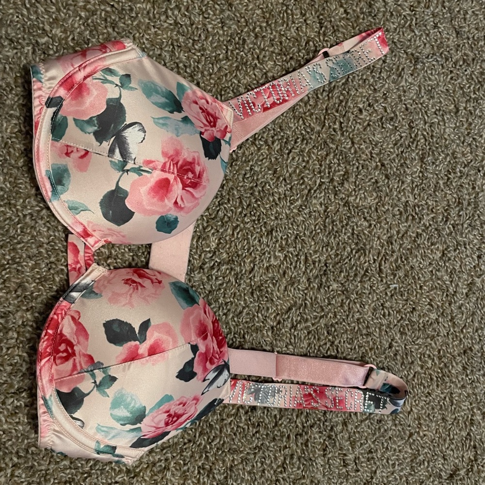 Victorias Secret shine strap logo bra